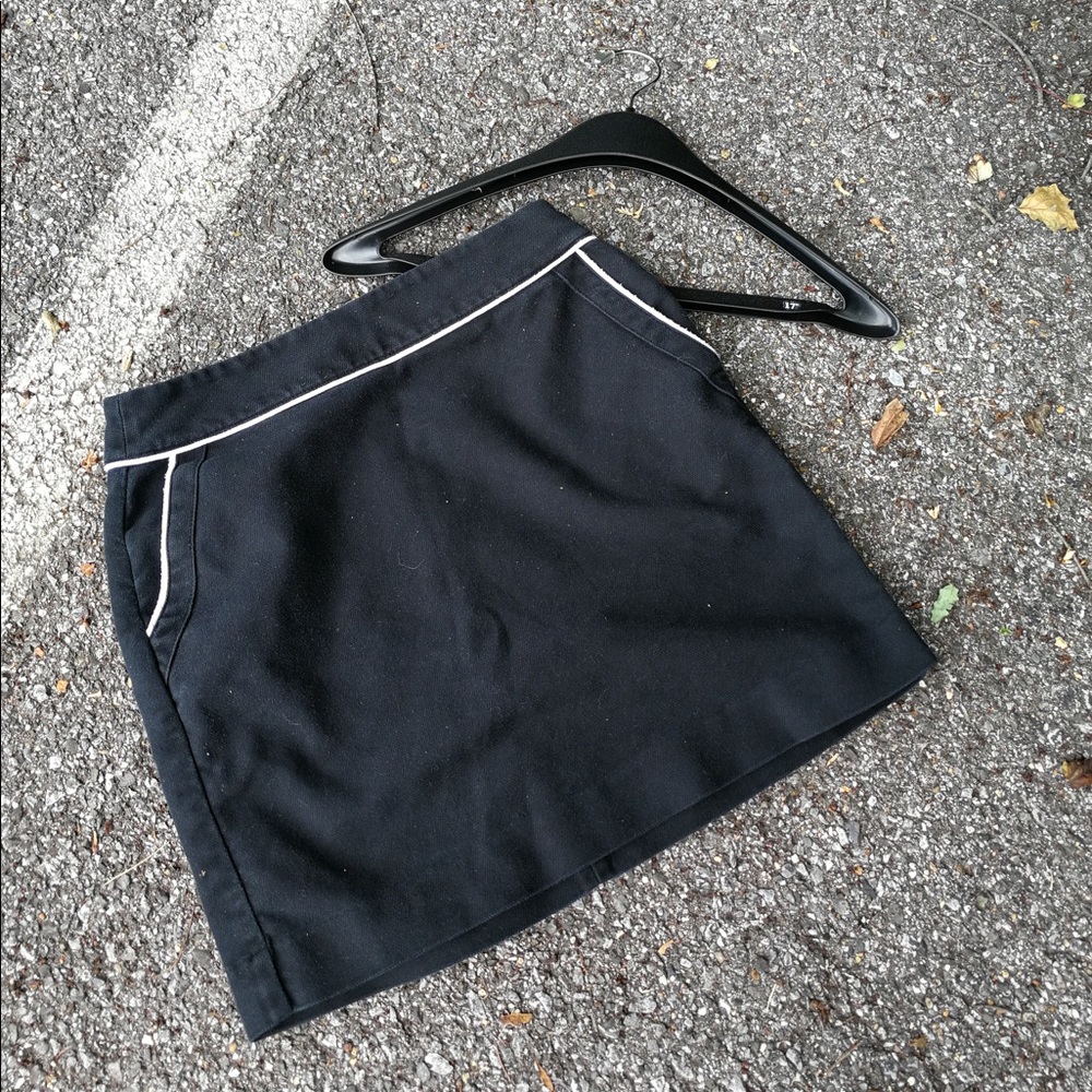 LOFT Black A-Line Petite Mini Skirt and POCKETS
